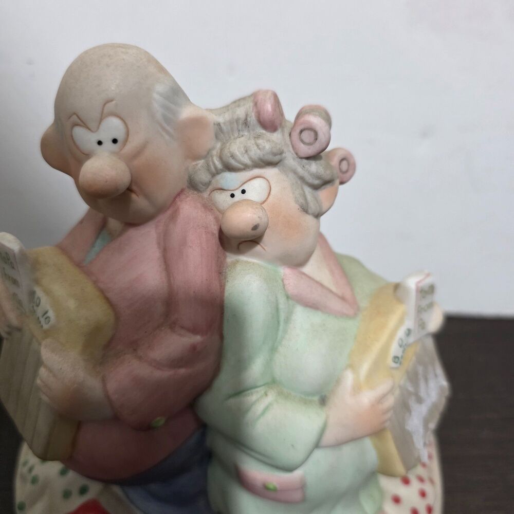 Samuel Butcher McCoon's County Wishing You a Two Ton Christmas Figure 1st Edit - Picture 3 of 16